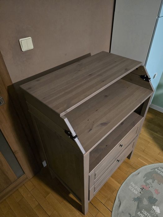 Ikea SUNDVIK маса за повиване / скрин