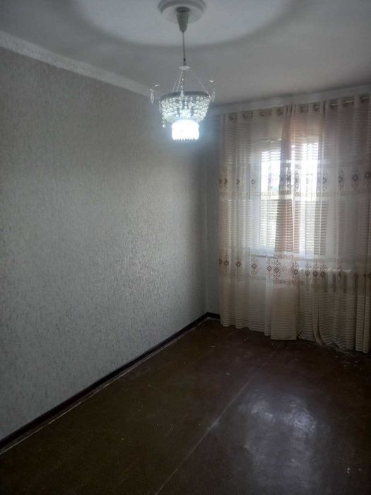 Qibray tumani, Ulug'bek shaharchasi, 3/6/9 kvartira sotiladi. Srochno