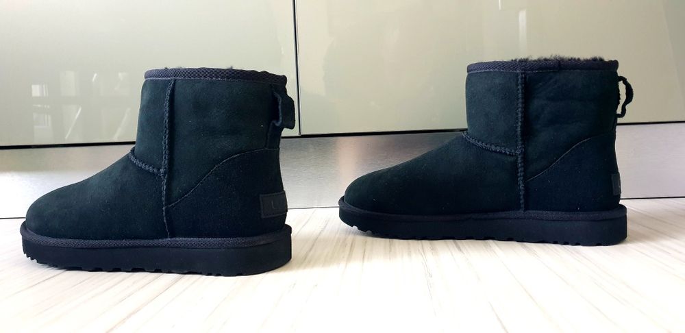 UGG Classic Mini UK 6 US 8  39/25см НОВО! ОРИГИНАЛ Дамски Зимни Ботуши