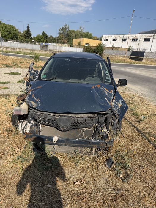 Toyota Auris На Части
