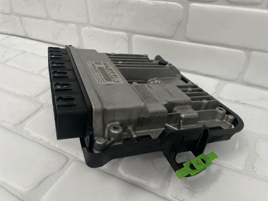 Компютър модул двигател AUDI Q5 / SQ5 06M907309D