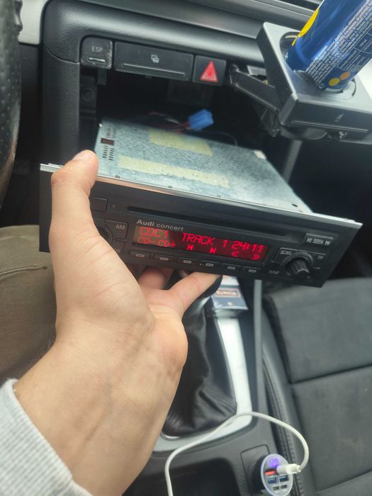 Vând casetofon ventilație și tot chitul