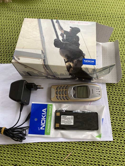 Nokia 6310i,ca nou,baterie noua, incarcator,cutie