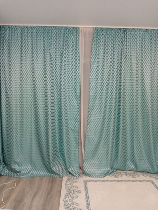 Продам ковер и шторы