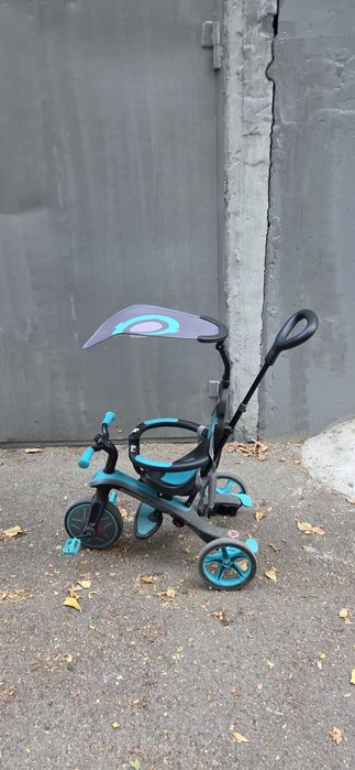 Продам детскую коляску-велосипед.