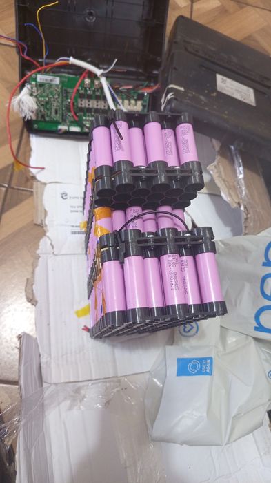 Vând celule 3:6 v 2600 amperi