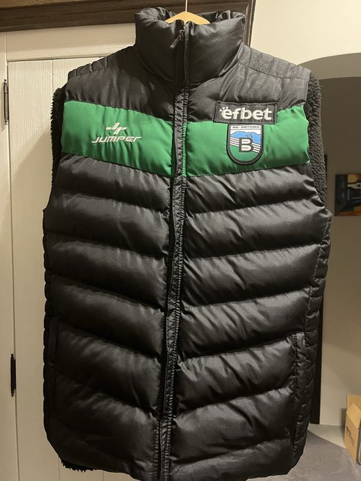 Продавам спортен елек