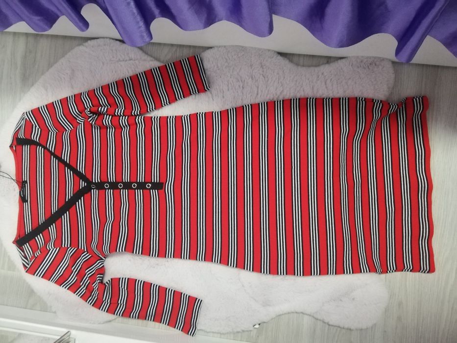 Чисто нова рокля на райета Reserved