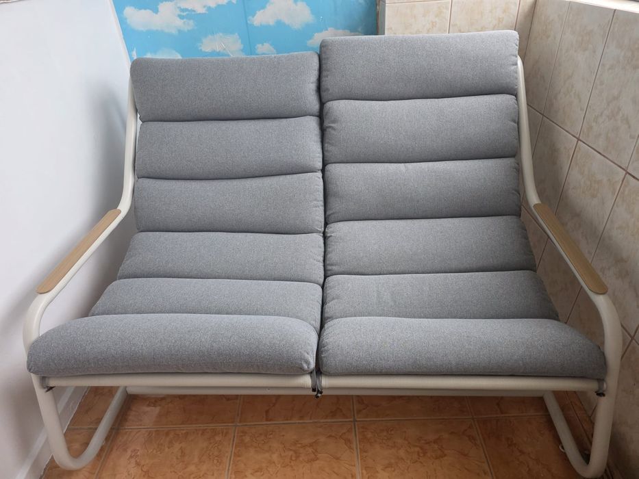 Set canapea,  fotolii si măsuță -500lei