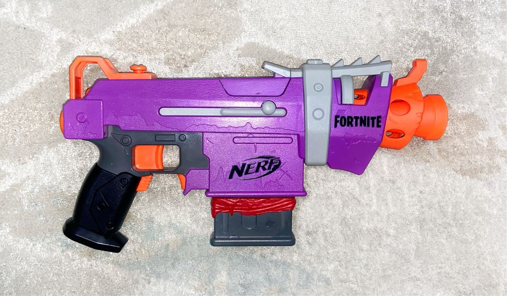 Бластер NERF E8977 Fortnite SMG E8977
