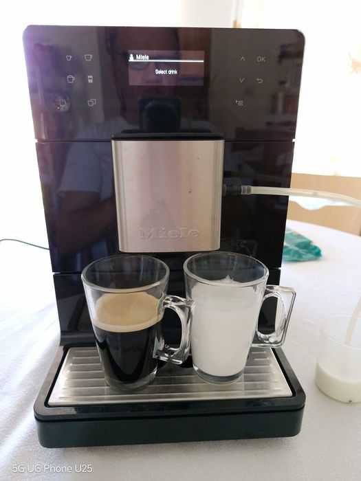 Miele кафемашина CM5300