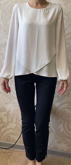 Костюм и блузка Mango