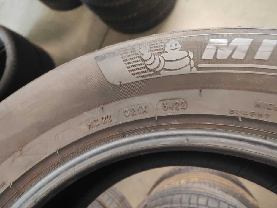 4бр.летни гуми 215/65/17 Michelin