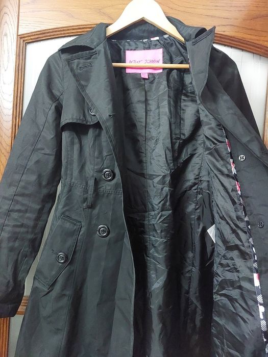 Trenci elegant Betsey Johnson