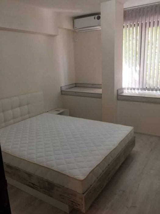 Дава се под наем Тристаен апартамент в Пловдив, Център - 110 кв.м за 714 € - Снимка #8