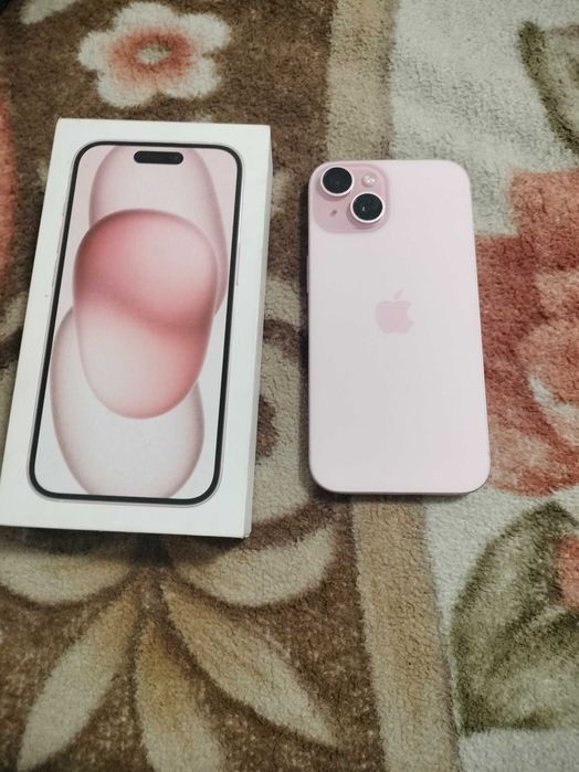 iPhone 15 în garantie