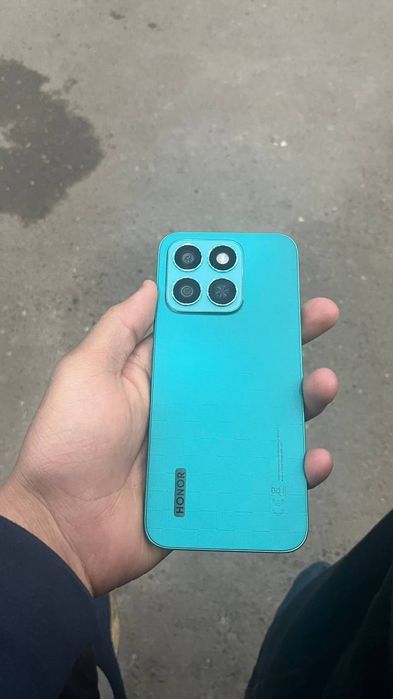 Xonor x8c yangi 2oy ishlagan