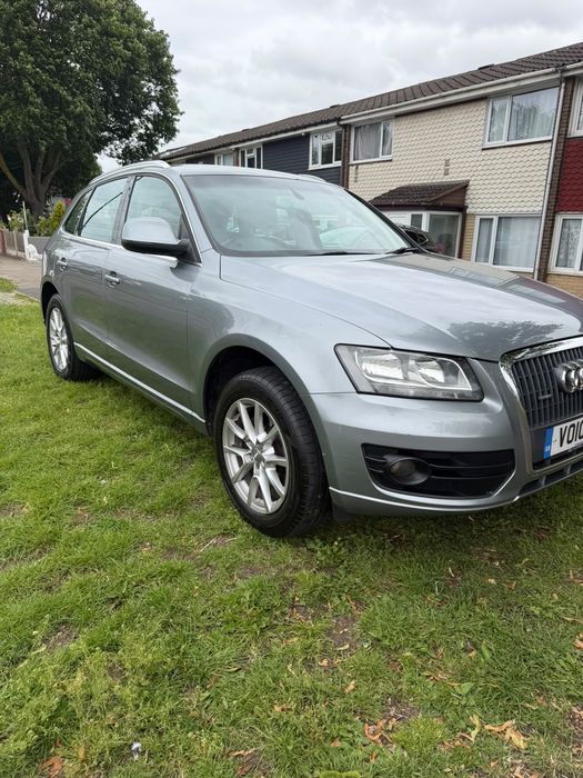 Vand audi q5 si E350d  anglia