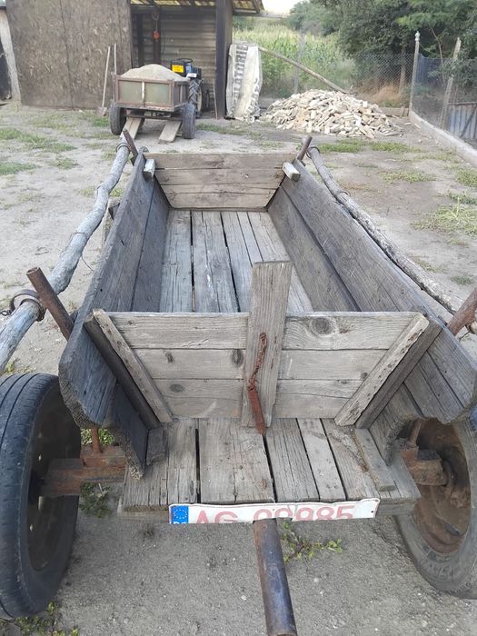 Vând, căruță Stolnici