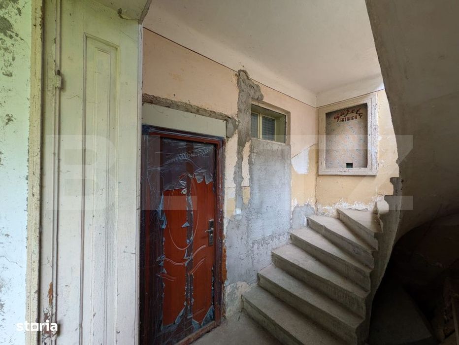 Cladire P+1 cu 9 camere si Terasa Spectaculoasa, Ideala pentru Pensiun