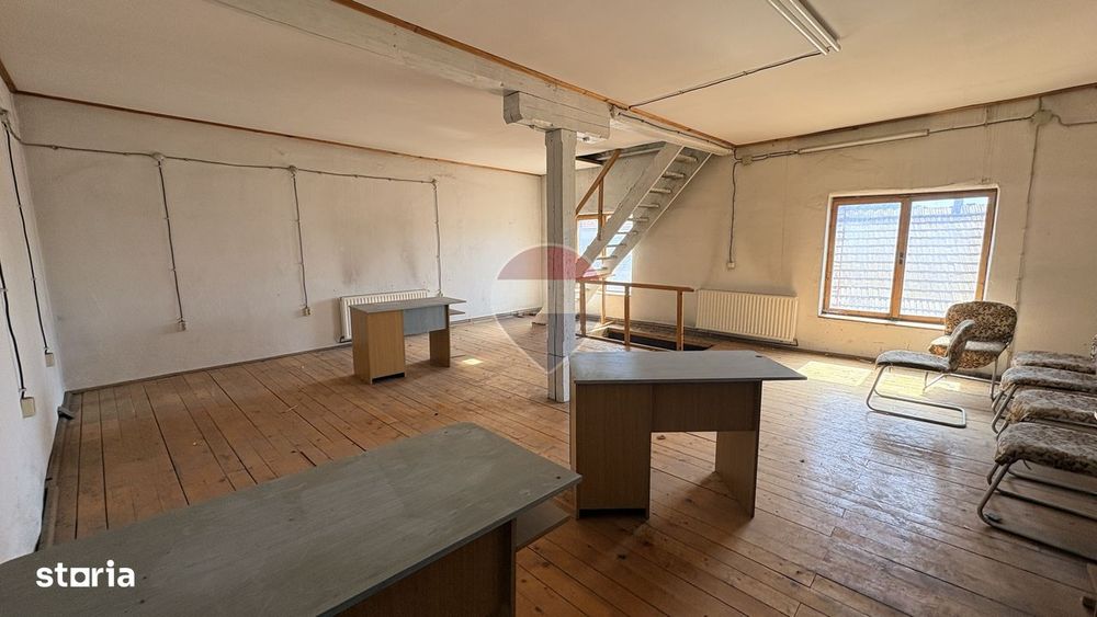 Cladire in zona centrală Mediaș - 363 mp construiți , curte 325mp