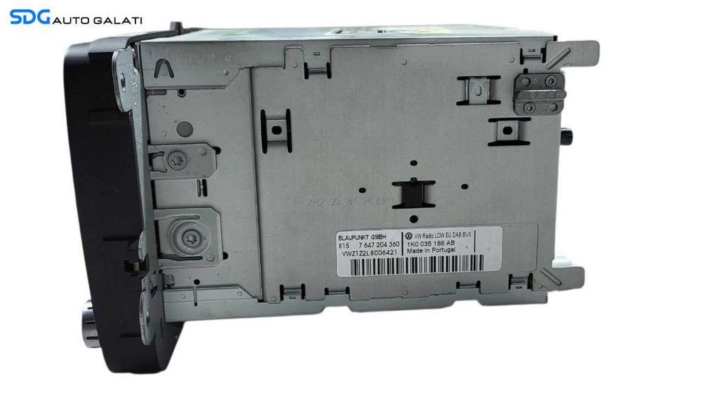 Unitate Radio CD Player Volkswagen Passat B6 2005 - 2010 Cod 1K0035186AB [L7608]