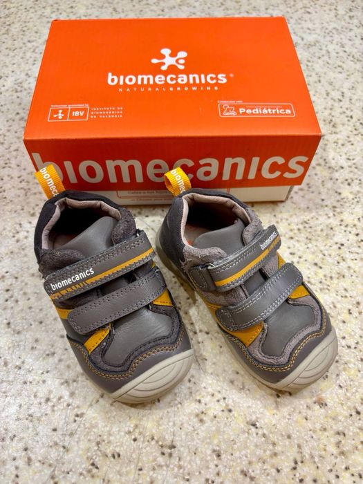 Biomechanics кроссовки