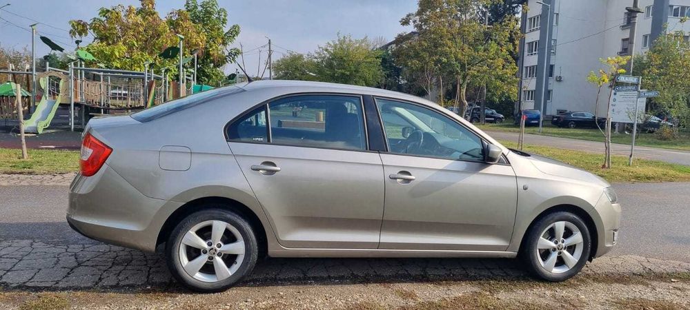 SKODA Rapid 2015 — imagine 3