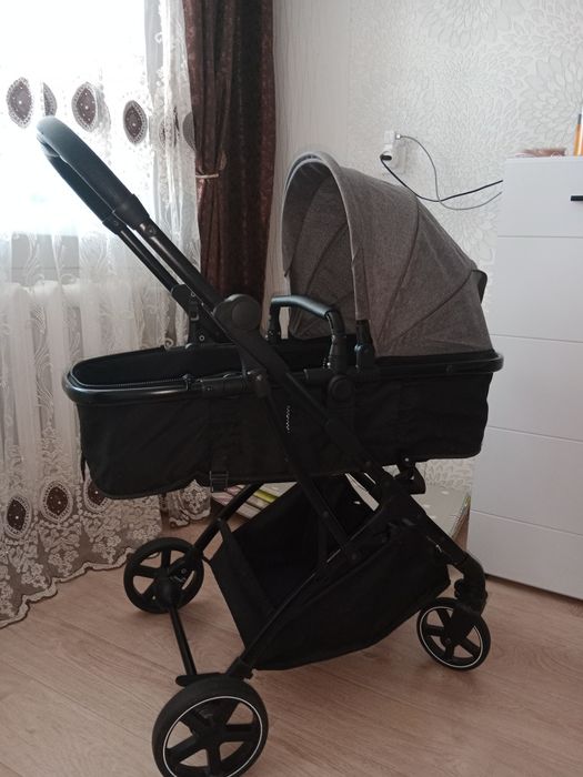 Детская коляска за 10000
