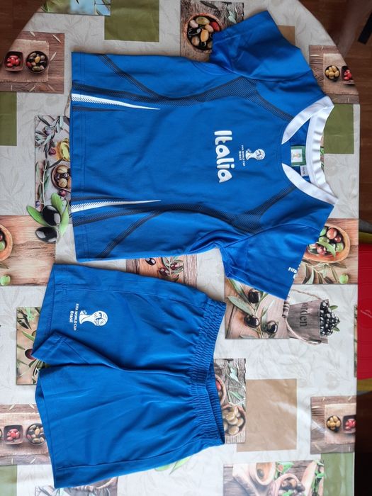 НОВ  детски футболен екип 110/116 "ITALIA"