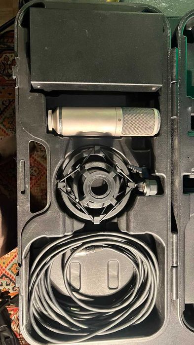 Студийный микрофон Rode K2