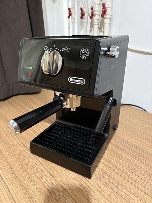 Aparat de cafea Delonghi Active Line