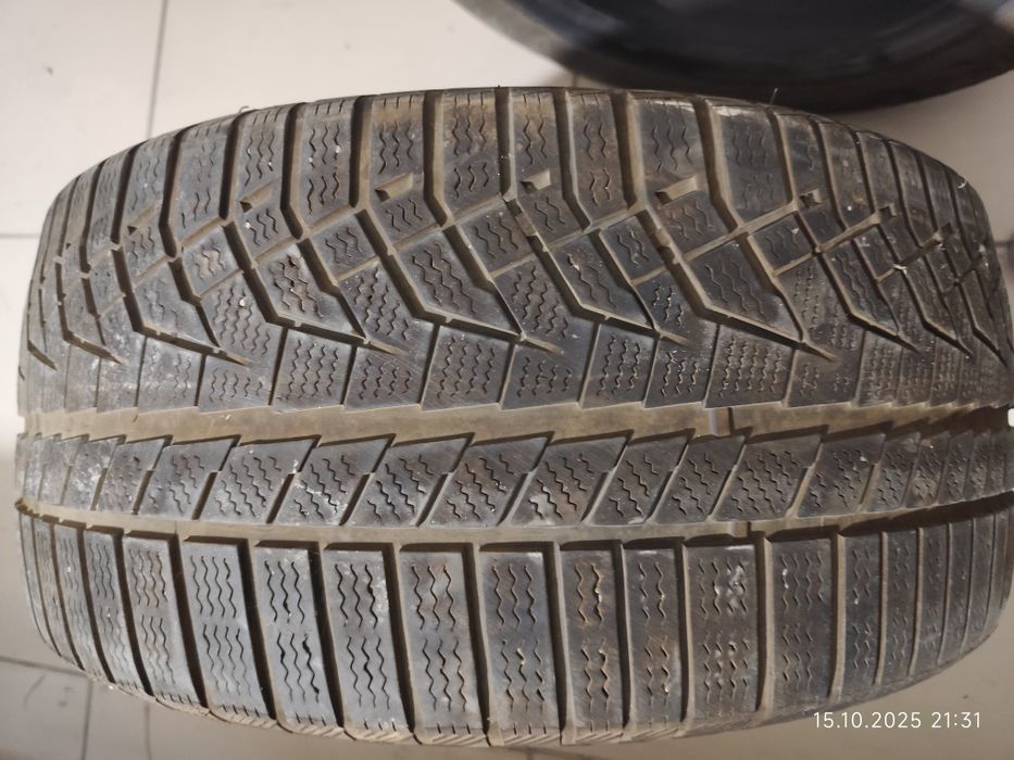 Шины б/у проездил 1 сезон