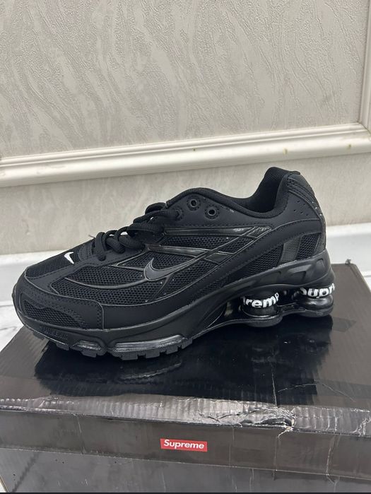 Nike shox 2 x supreme