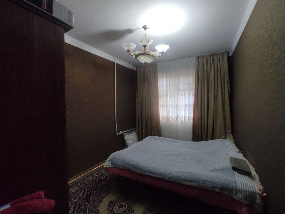 5 комнатная квартира с удобным расположеним, 4 квартал Юнусобад/73 дом