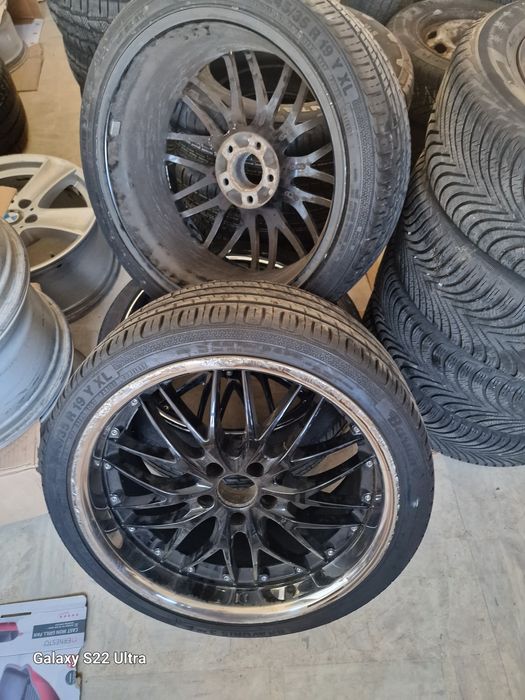 Mercedes Audi  19цола  Перфектно състояние Замъка Ямбол