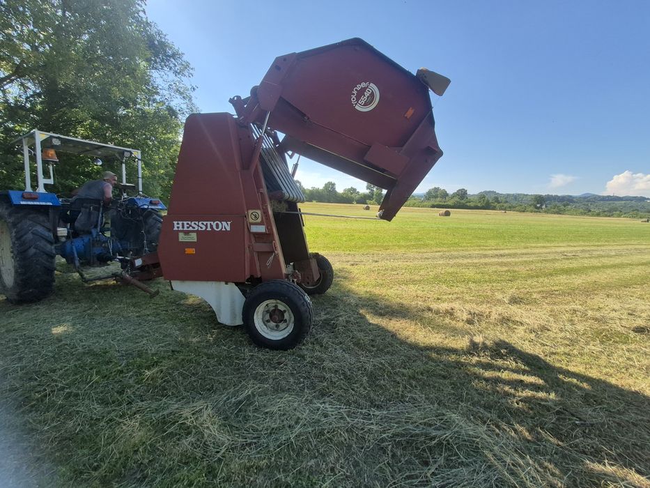 Balotiera Hasston 5540