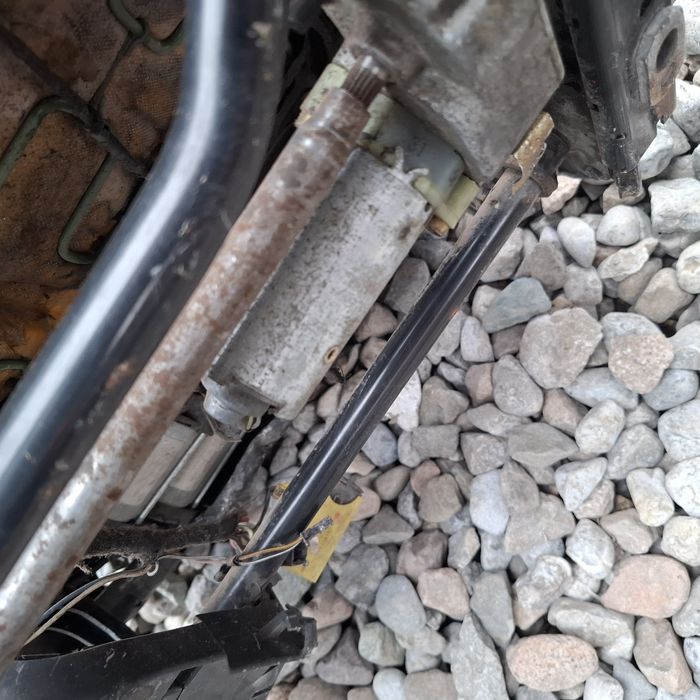 Продам передние сиденья на БМВ е39