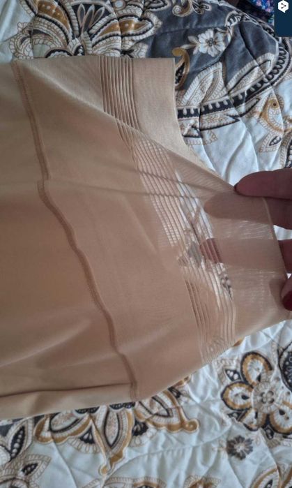 Утяжная  грация Triumph ( Триумф) телесного цвета новая с этикетками