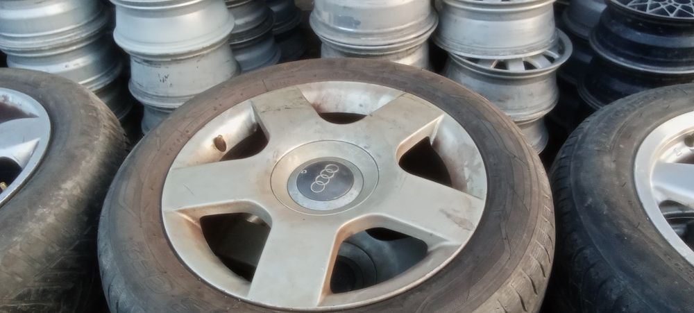 Авто Разбор Ауди С4 капоты.