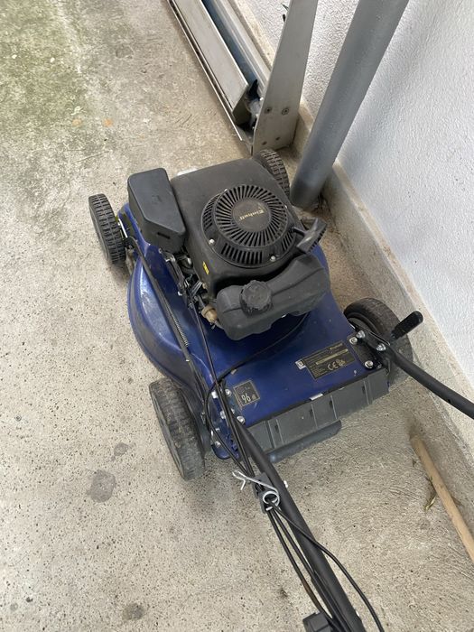 Самохдна бензинова косачка