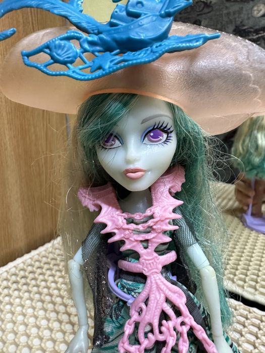 Продам куклу монстр  хай!