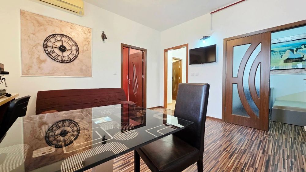 Apartament 3 camere, UTA-Red-uri