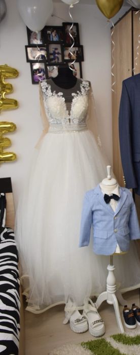 Rochie Mireasa . In stare foarte buna. Curatata profesional