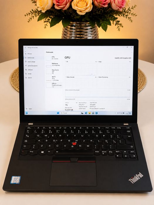 Lenovo ThinkPad X280, Intel® Core i7-8550U , 16GB DDR4, SSD de 512 GB+ SIM card