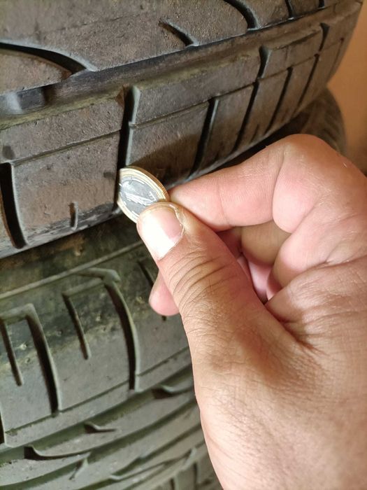 Летни Гуми 4х4 215/65 R16 98V