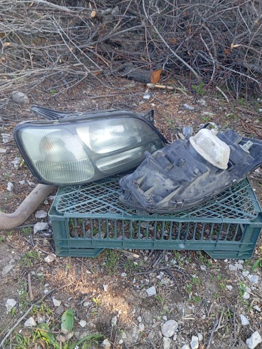 Продам фары от Субару аутбак