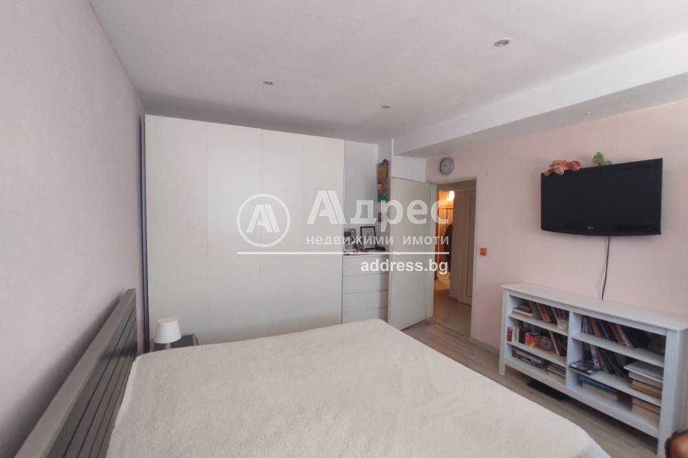 Продава се Тристаен апартамент в Разград, Житница - 93 кв.м за 549 €/кв.м - Снимка #4