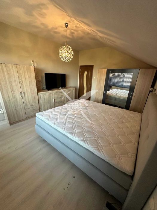 Страхотна къща в град Куклен!