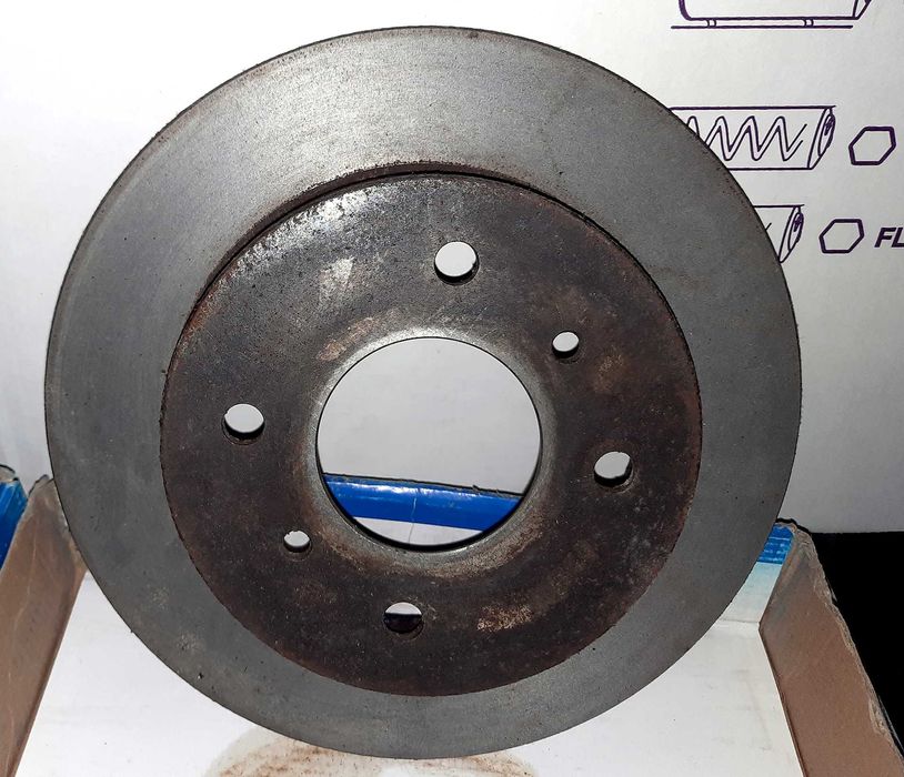 Спирачни дискове за Nissan Almera N16